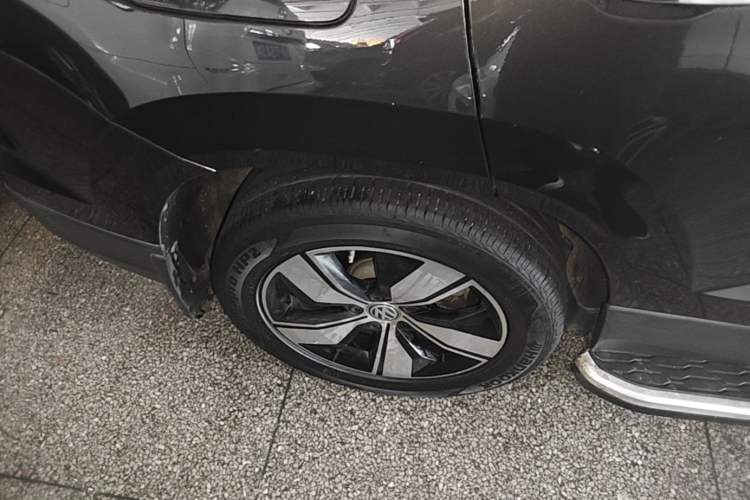 Used Volkswagen Tharu 2020 280TSI Two-Wheel Drive Comfort Edition China VI Standard Right Rear Wheel Hub