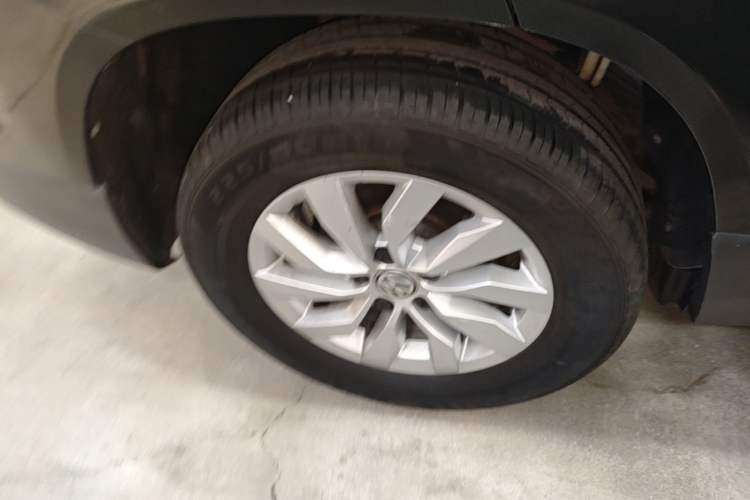 Used Volkswagen Tharu 2020 280TSI Two-Wheel Drive Trend Edition China VI Standard Right Rear Wheel Hub