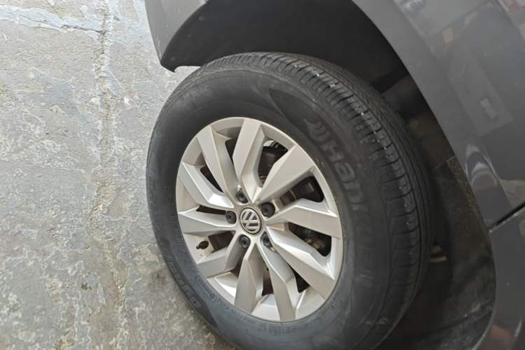 Used Volkswagen Tharu 2020 280TSI Two-Wheel Drive Trend Edition China VI Standard Right Rear Wheel Hub