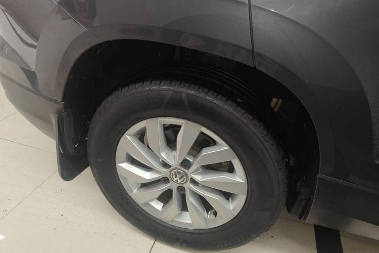 Used Volkswagen Tharu 2020 280TSI Two-Wheel Drive Trend Edition China VI Standard Right Rear Wheel Hub