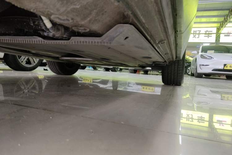 Used Volkswagen Tharu 2020 280TSI Two-Wheel Drive Comfort Edition China VI Standard Right Side Sill