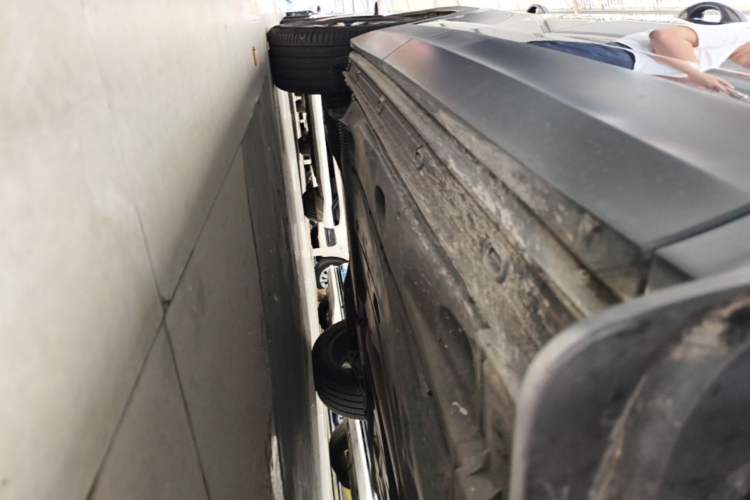 Used Volkswagen Tharu 2020 280TSI Two-Wheel Drive Luxury Edition China VI Standard Right Side Sill