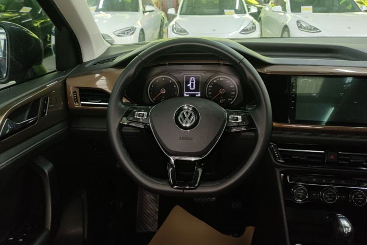 Used Volkswagen Tharu 2020 280TSI Two-Wheel Drive Comfort Edition China VI Standard Steering Wheel