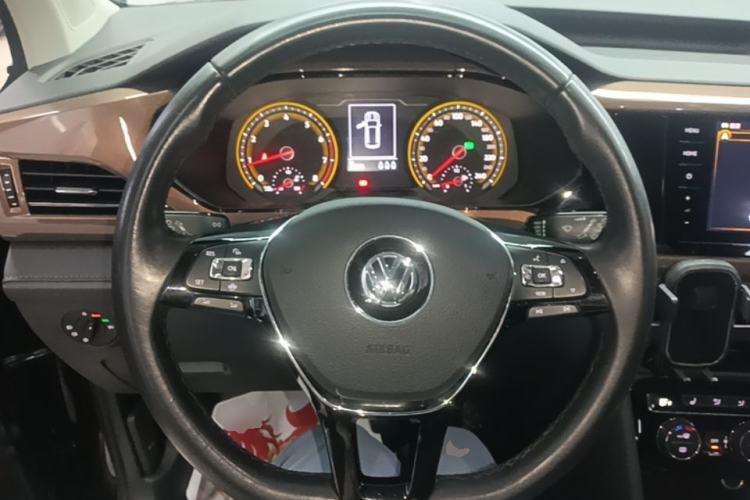 Used Volkswagen Tharu 2020 280TSI Two-Wheel Drive Luxury Plus Version China VI Standard Steering Wheel