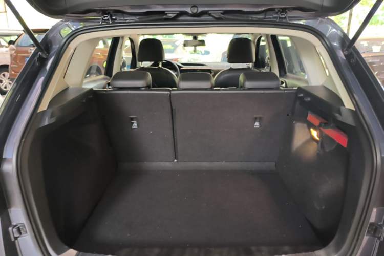 Used Volkswagen Tharu 2020 Revised Version 330TSI Four-Wheel Drive Flagship Edition China VI Trunk