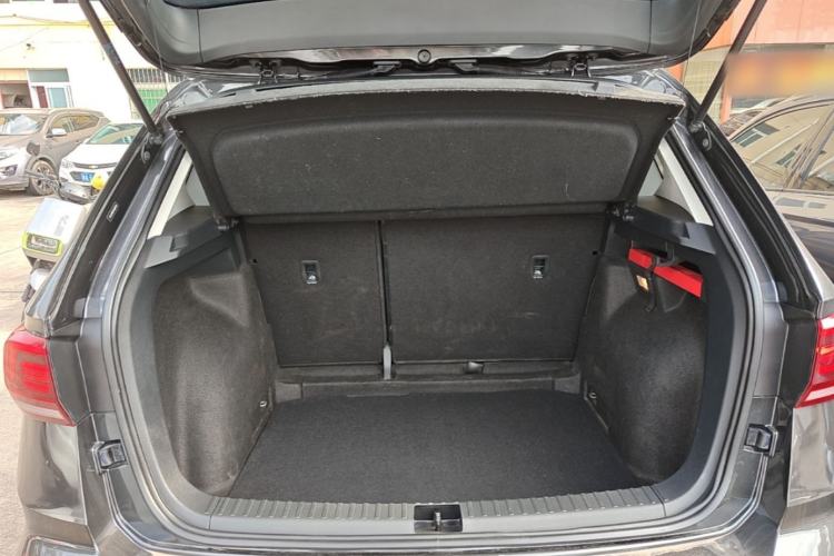 Used Volkswagen Tharu 2020 280TSI Two-Wheel Drive Comfort Edition China VI Standard Trunk