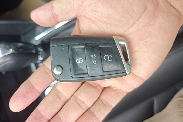 Used Volkswagen Tharu 2020 280TSI Two-Wheel Drive Comfort Edition China VI Standard Vehicle Key