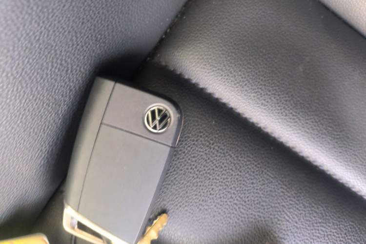Used Volkswagen Tharu 2020 280TSI Two-Wheel Drive Luxury Edition China VI Standard Vehicle Key
