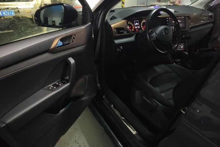 Used Volkswagen Tharu 2020 280TSI Two-Wheel Drive Luxury Edition China VI Standard Driver Seat