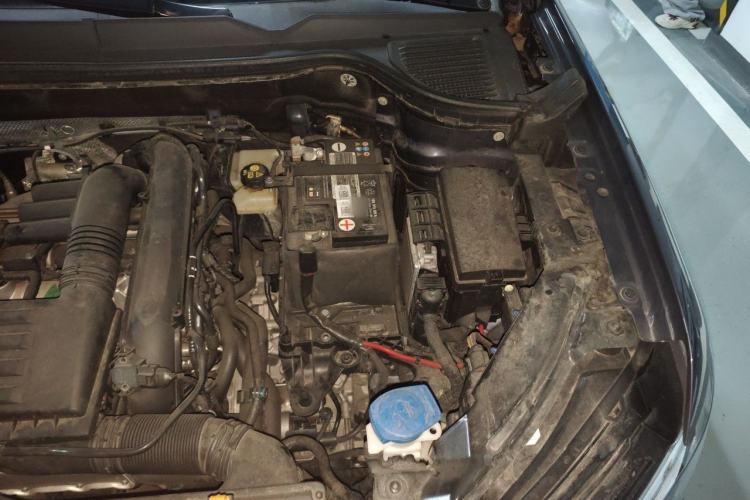 Used Volkswagen Tharu 2020 280TSI Two-Wheel Drive Luxury Edition China VI Standard Engine Bay Left