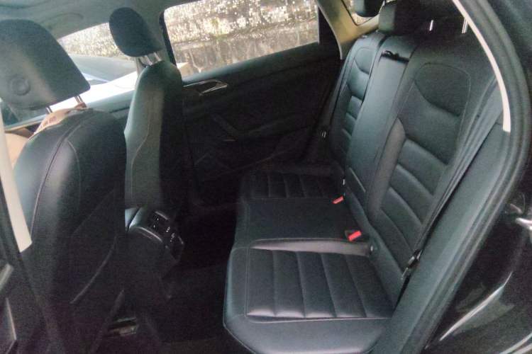 Used Volkswagen Tharu 2020 280TSI Two-Wheel Drive Comfort Edition China VI Standard Left Rear Seat