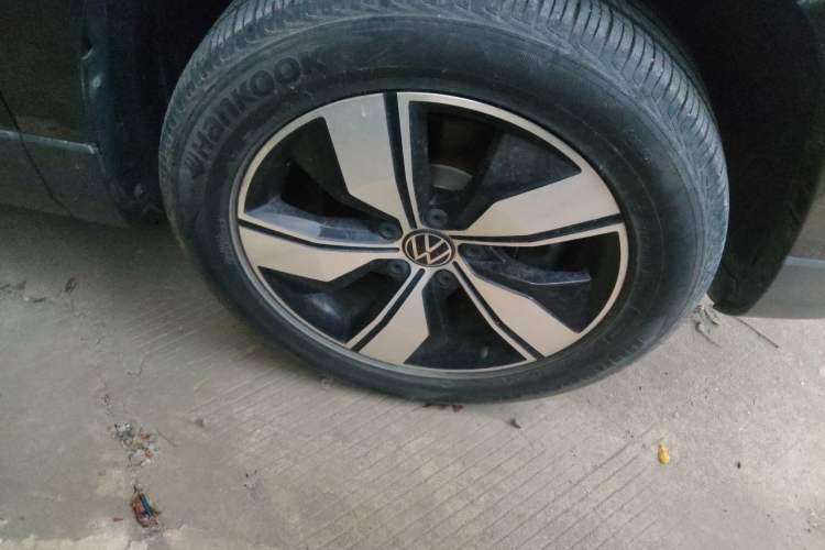 Used Volkswagen Tharu 2020 280TSI Two-Wheel Drive Comfort Edition China VI Standard Right Front Wheel Hub