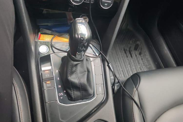 Used Volkswagen Tharu 2020 280TSI Two-Wheel Drive Comfort Edition China VI Standard Gear Lever
