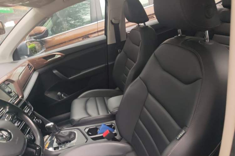 Used Volkswagen Tharu 2020 280TSI Two-Wheel Drive Comfort Edition China VI Standard Left Front Seat