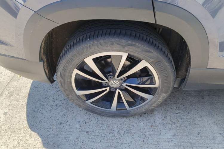 Used Volkswagen Tharu 2020 280TSI Two-Wheel Drive Luxury Edition China VI Standard Right Rear Wheel Hub