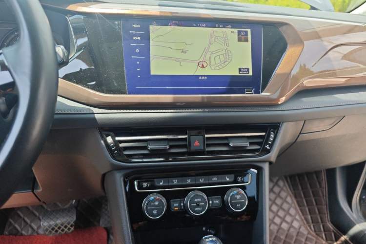 Used Volkswagen Tharu 2020 280TSI Two-Wheel Drive Luxury Edition China VI Standard Audio And AC Panel