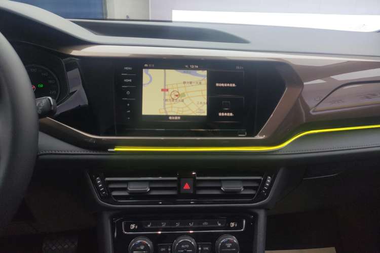 Used Volkswagen Tharu 2020 Restyled 330TSI Four-Wheel Drive Luxury Edition China VI Standard Audio And AC Panel