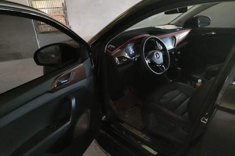 Used Volkswagen Tharu 2020 280TSI Two-Wheel Drive Luxury Edition China VI Standard Driver Seat