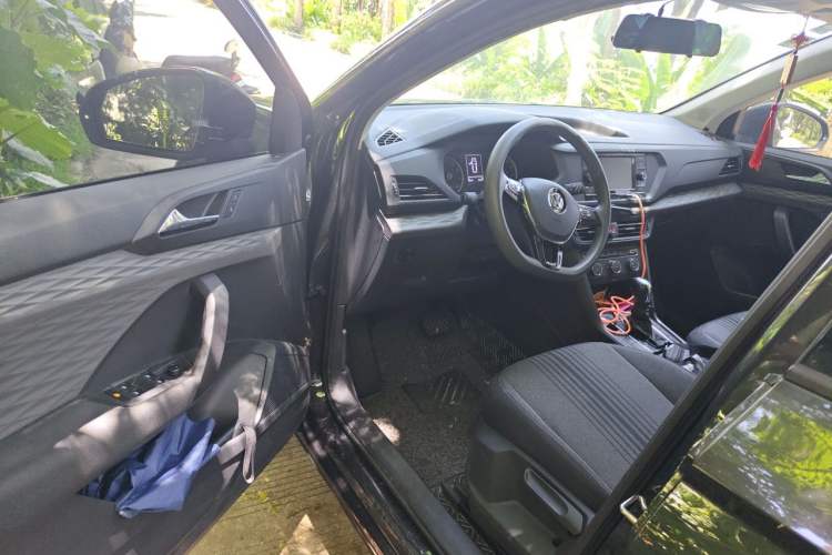 Used Volkswagen Tharu 2020 280TSI Two-Wheel Drive Trend Edition China VI Standard Driver Seat