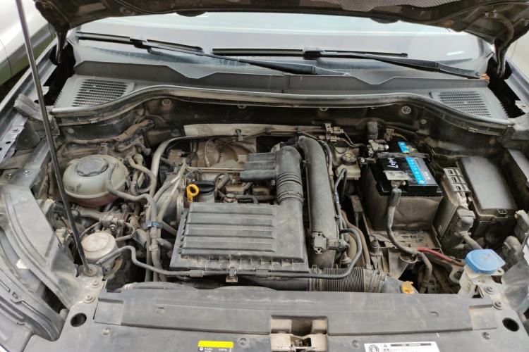 Used Volkswagen Tharu 2020 280TSI Two-Wheel Drive Luxury Edition China VI Standard Engine Bay