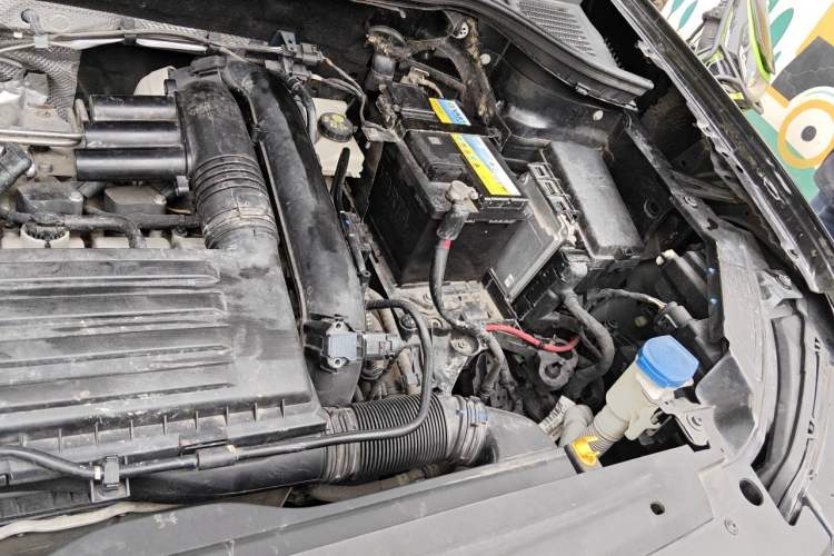 Used Volkswagen Tharu 2020 280TSI Two-Wheel-Drive Flagship Version China VI Engine Bay Left