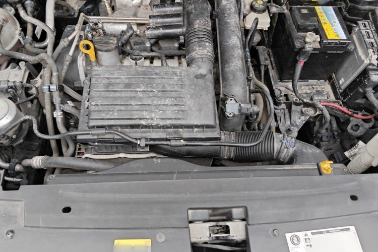 Used Volkswagen Tharu 2020 280TSI Two-Wheel-Drive Flagship Version China VI Engine Bay