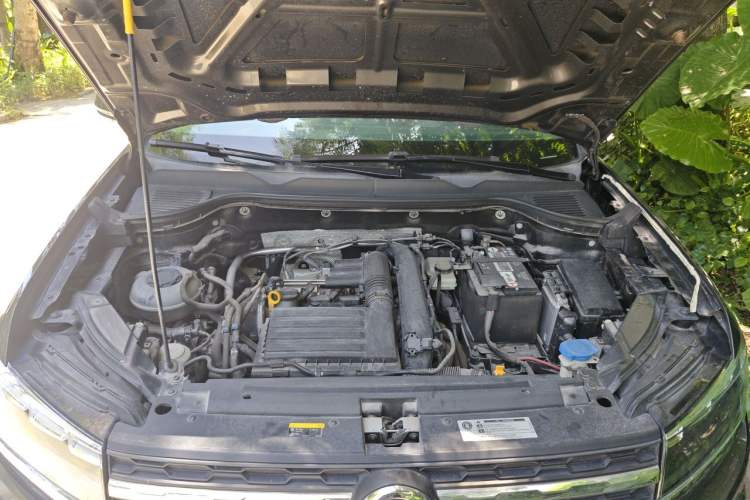 Used Volkswagen Tharu 2020 280TSI Two-Wheel Drive Trend Edition China VI Standard Engine Bay