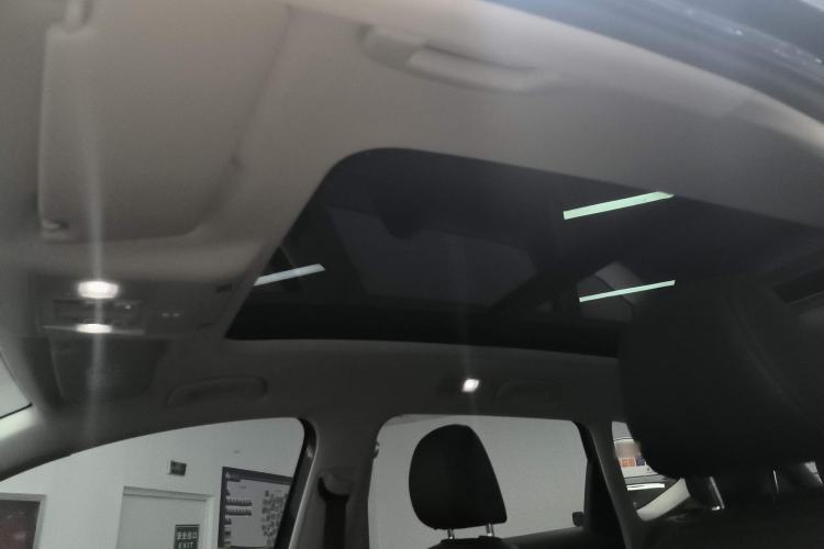 Used Volkswagen Tharu 2020 280TSI Two-Wheel Drive Luxury Edition China VI Standard Headliner