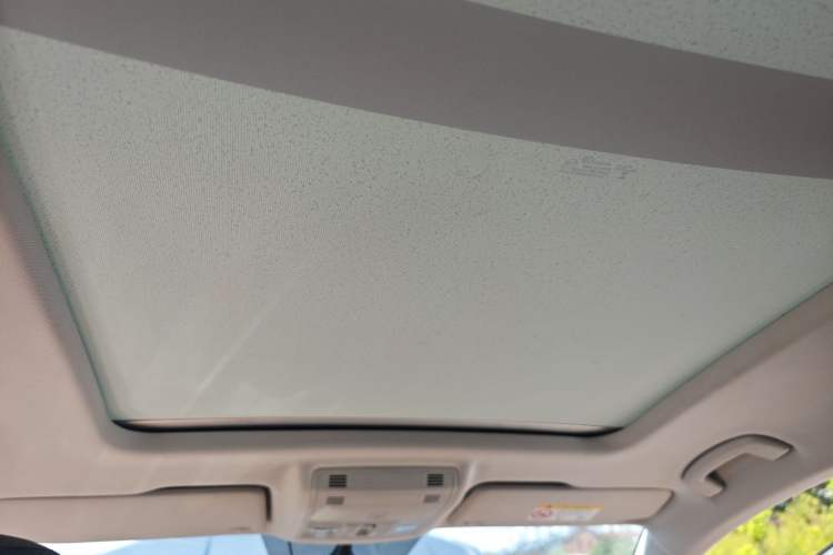Used Volkswagen Tharu 2020 280TSI Two-Wheel Drive Luxury Edition China VI Standard Headliner