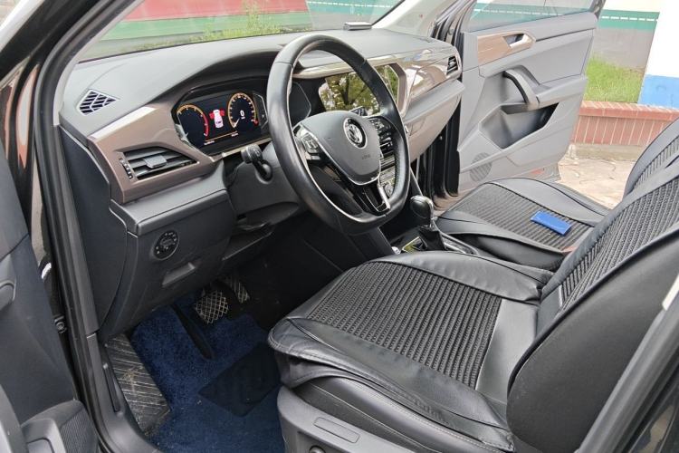 Used Volkswagen Tharu 2020 280TSI Two-Wheel-Drive Flagship Version China VI Left Front Seat