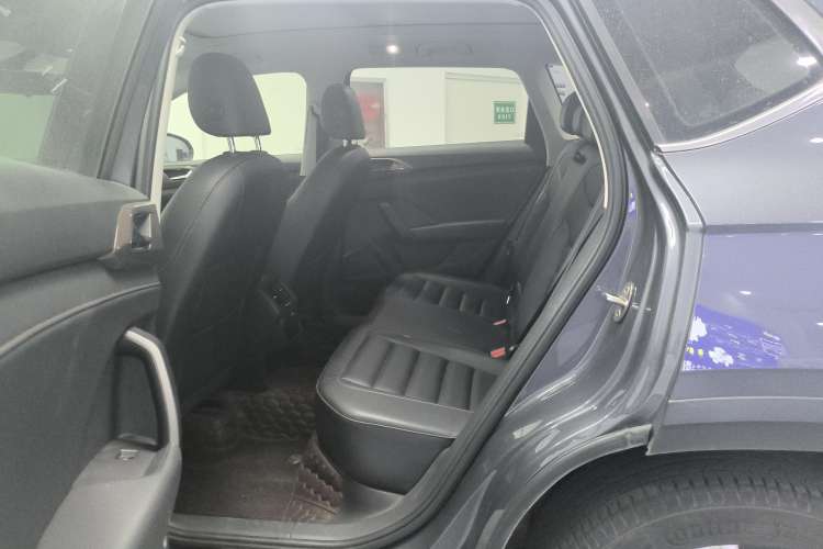 Used Volkswagen Tharu 2020 280TSI Two-Wheel Drive Luxury Edition China VI Standard Left Rear Seat