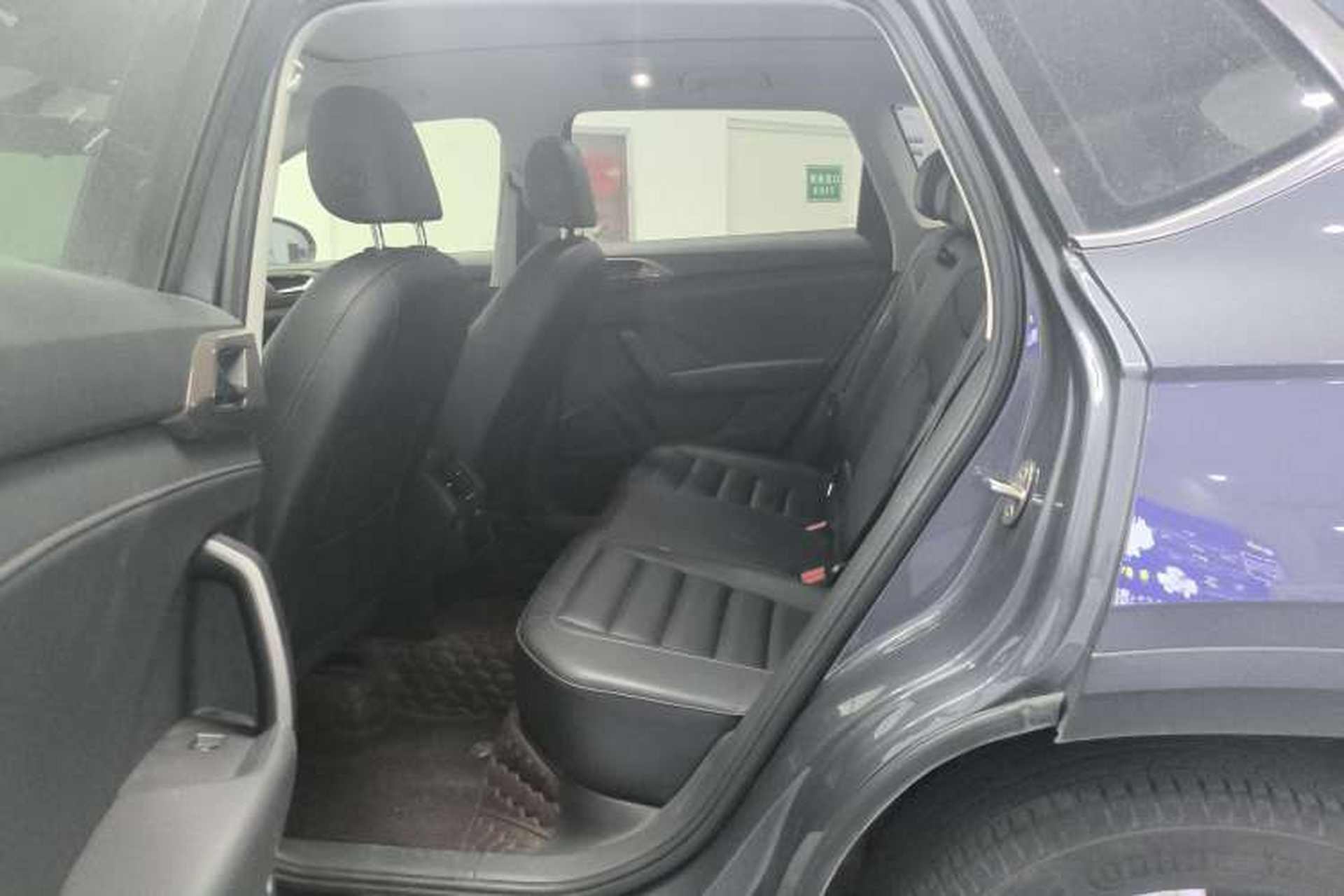 Used Volkswagen Tharu 2020 280TSI Two-Wheel Drive Luxury Edition China VI Standard Left Rear Seat