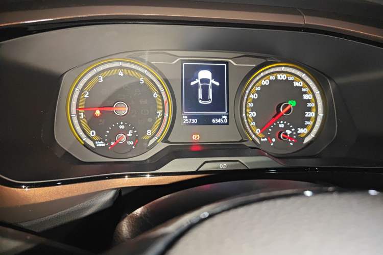 Used Volkswagen Tharu 2020 280TSI Two-Wheel Drive Comfort Edition China VI Standard Odometer Close Up