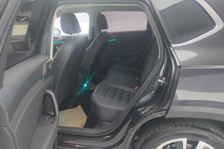 Used Volkswagen Tharu 2020 Restyled 330TSI Four-Wheel Drive Luxury Edition China VI Standard Right Rear Seat