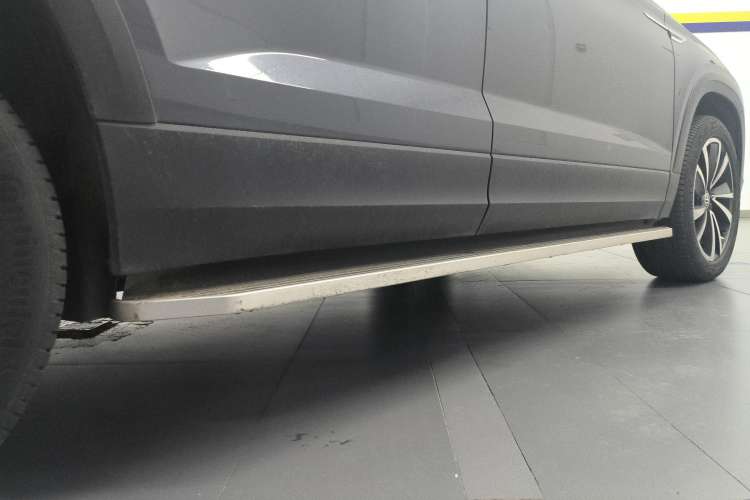 Used Volkswagen Tharu 2020 280TSI Two-Wheel Drive Luxury Edition China VI Standard Right Side Sill