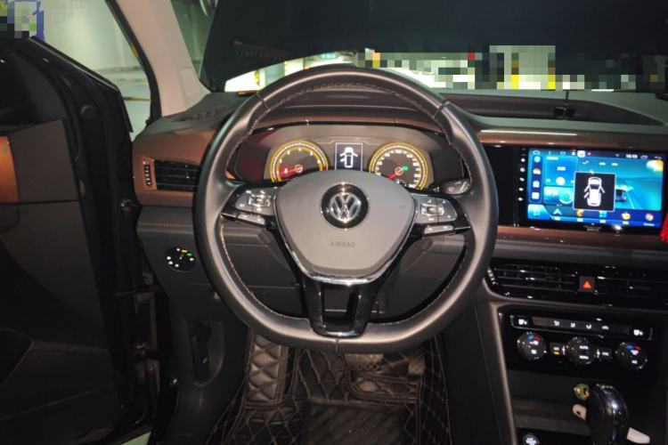 Used Volkswagen Tharu 2020 280TSI Two-Wheel Drive Comfort Edition China VI Standard Steering Wheel