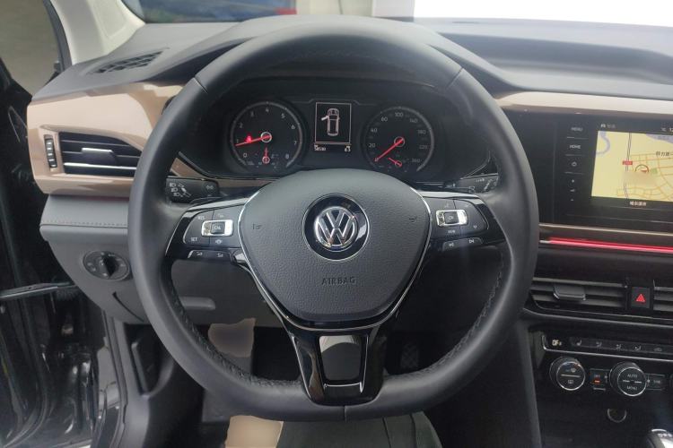 Used Volkswagen Tharu 2020 Restyled 330TSI Four-Wheel Drive Luxury Edition China VI Standard Steering Wheel