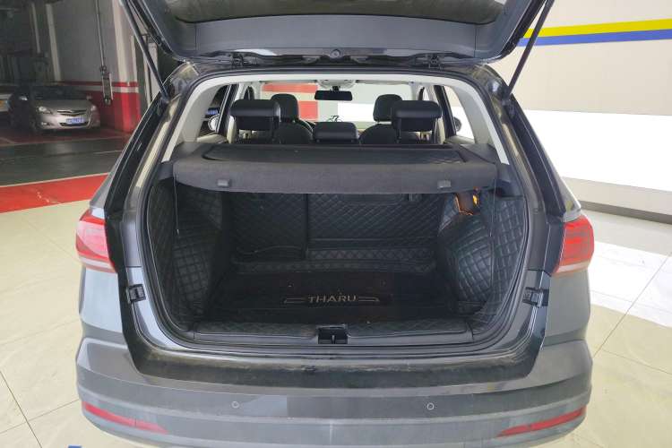 Used Volkswagen Tharu 2020 280TSI Two-Wheel Drive Comfort Edition China VI Standard Trunk