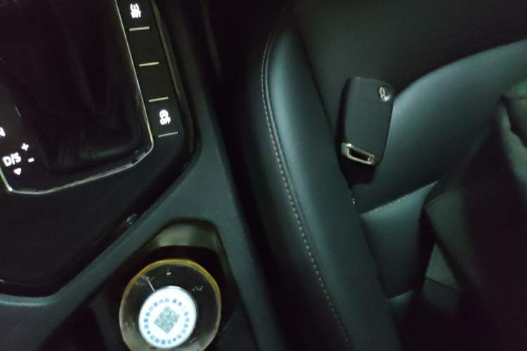 Used Volkswagen Tharu 2020 280TSI Two-Wheel Drive Luxury Edition China VI Standard Vehicle Key
