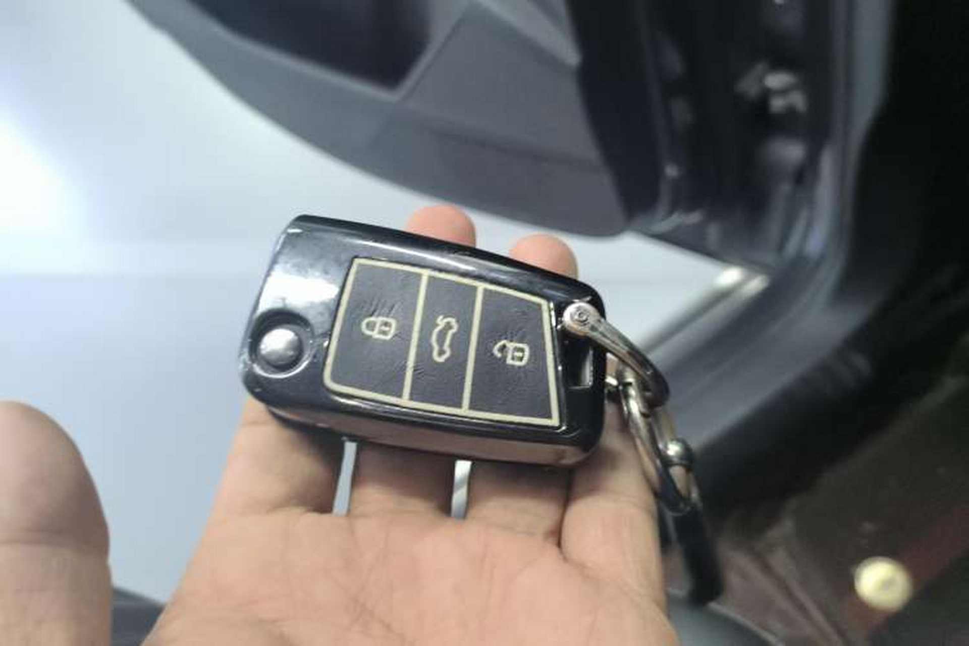 Used Volkswagen Tharu 2020 280TSI Two-Wheel Drive Luxury Edition China VI Standard Vehicle Key