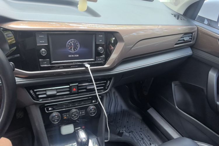 Used Volkswagen Tharu 2020 280TSI Two-Wheel Drive Comfort Edition China VI Standard Audio And AC Panel