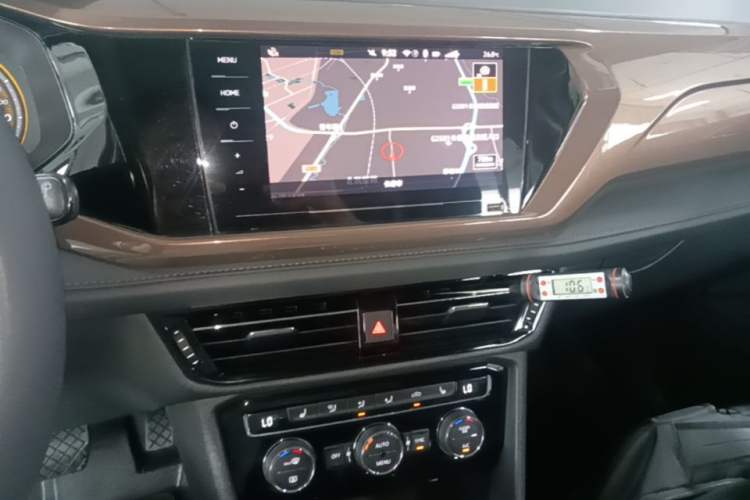 Used Volkswagen Tharu 2020 280TSI Two-Wheel Drive Luxury Plus Version China VI Standard Audio And AC Panel