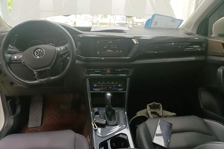 Used Volkswagen Tharu 2020 280TSI Two-Wheel Drive Comfort Edition China VI Standard Audio And AC Panel