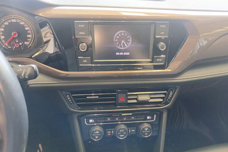 Used Volkswagen Tharu 2020 280TSI Two-Wheel Drive Comfort Edition China VI Standard Audio And AC Panel