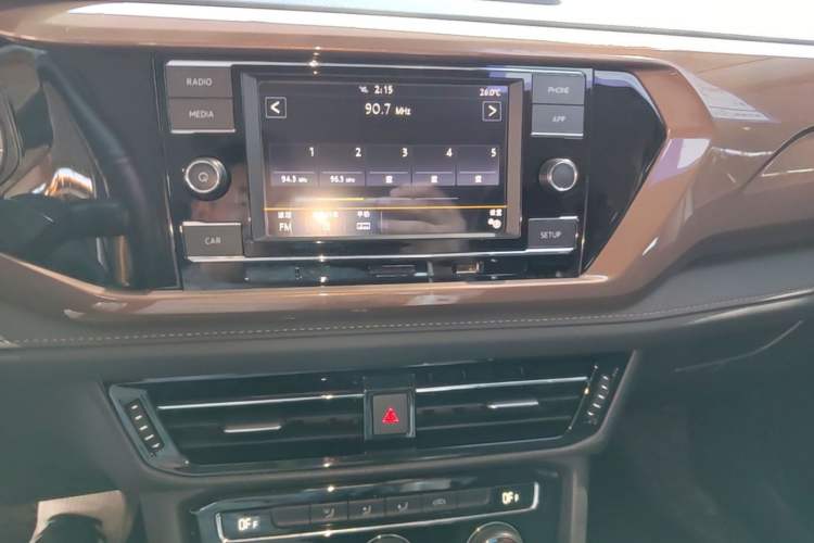 Used Volkswagen Tharu 2020 280TSI Two-Wheel Drive Comfort Edition China VI Standard Audio And AC Panel