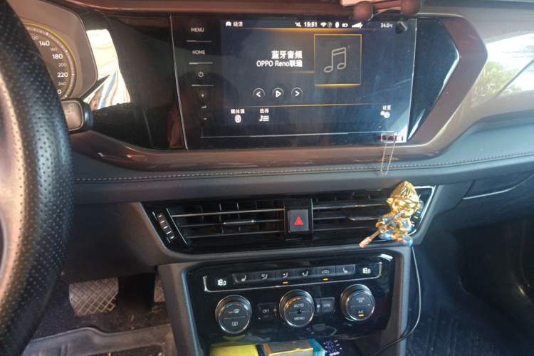 Used Volkswagen Tharu 2020 Restyled 330TSI Four-Wheel Drive Luxury Edition China VI Standard Audio And AC Panel