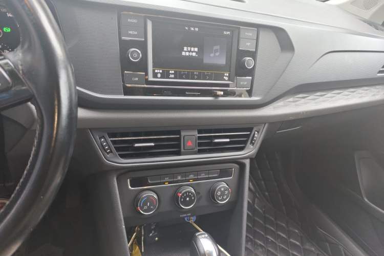 Used Volkswagen Tharu 2020 280TSI Two-Wheel Drive Trend Edition China VI Standard Audio And AC Panel