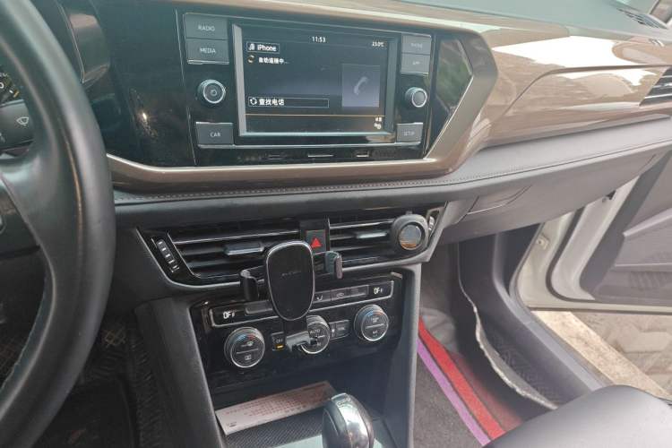 Used Volkswagen Tharu 2020 280TSI Two-Wheel Drive Comfort Edition China VI Standard Audio And AC Panel