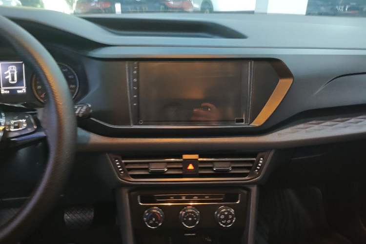 Used Volkswagen Tharu 2020 280TSI Two-Wheel Drive Trend Edition China VI Standard Audio And AC Panel