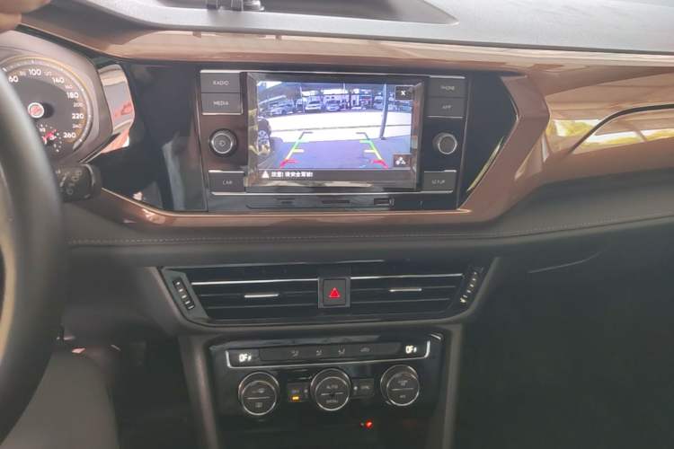 Used Volkswagen Tharu 2020 280TSI Two-Wheel Drive Comfort Edition China VI Standard Audio And AC Panel